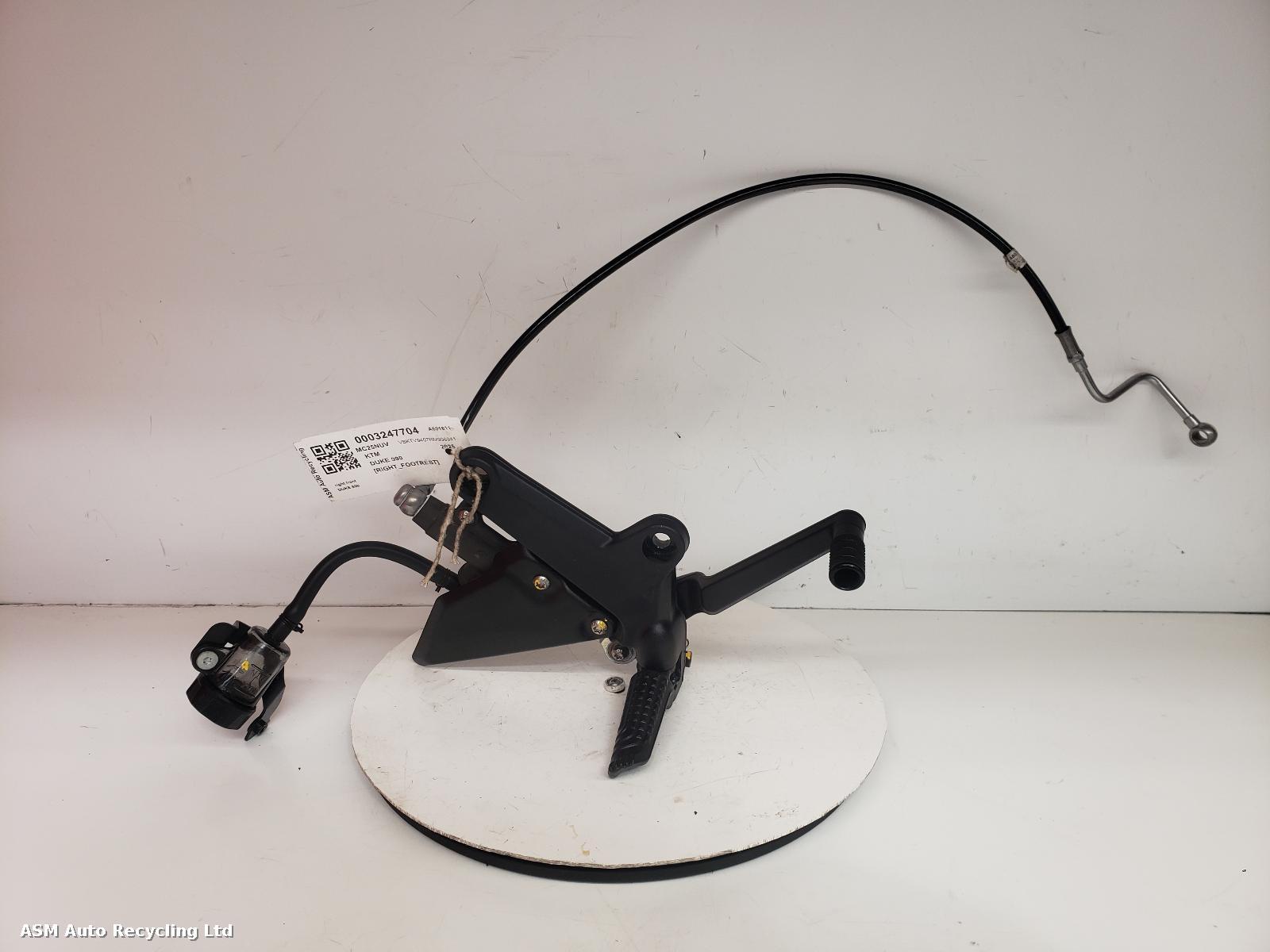 View Auto part Right Footrest Ktm Duke 990 2025