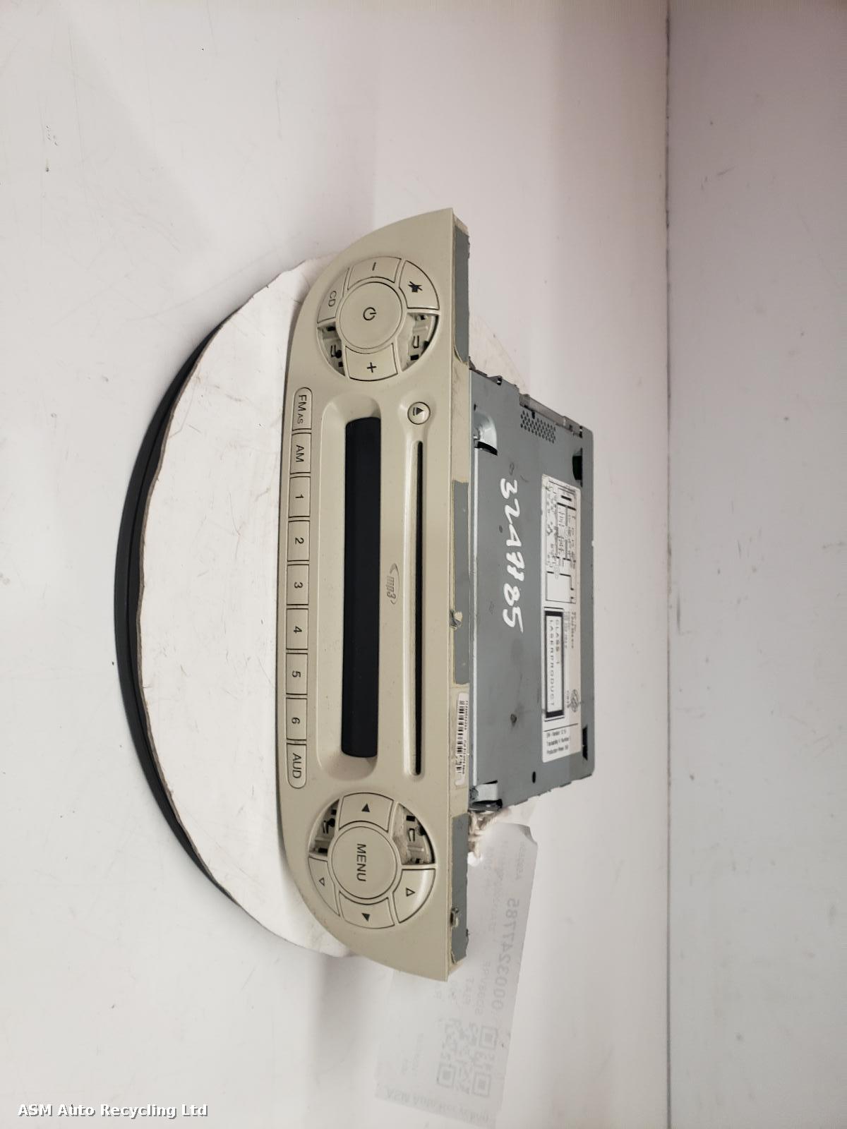 View Auto part A/V Equipment Fiat 500 2008