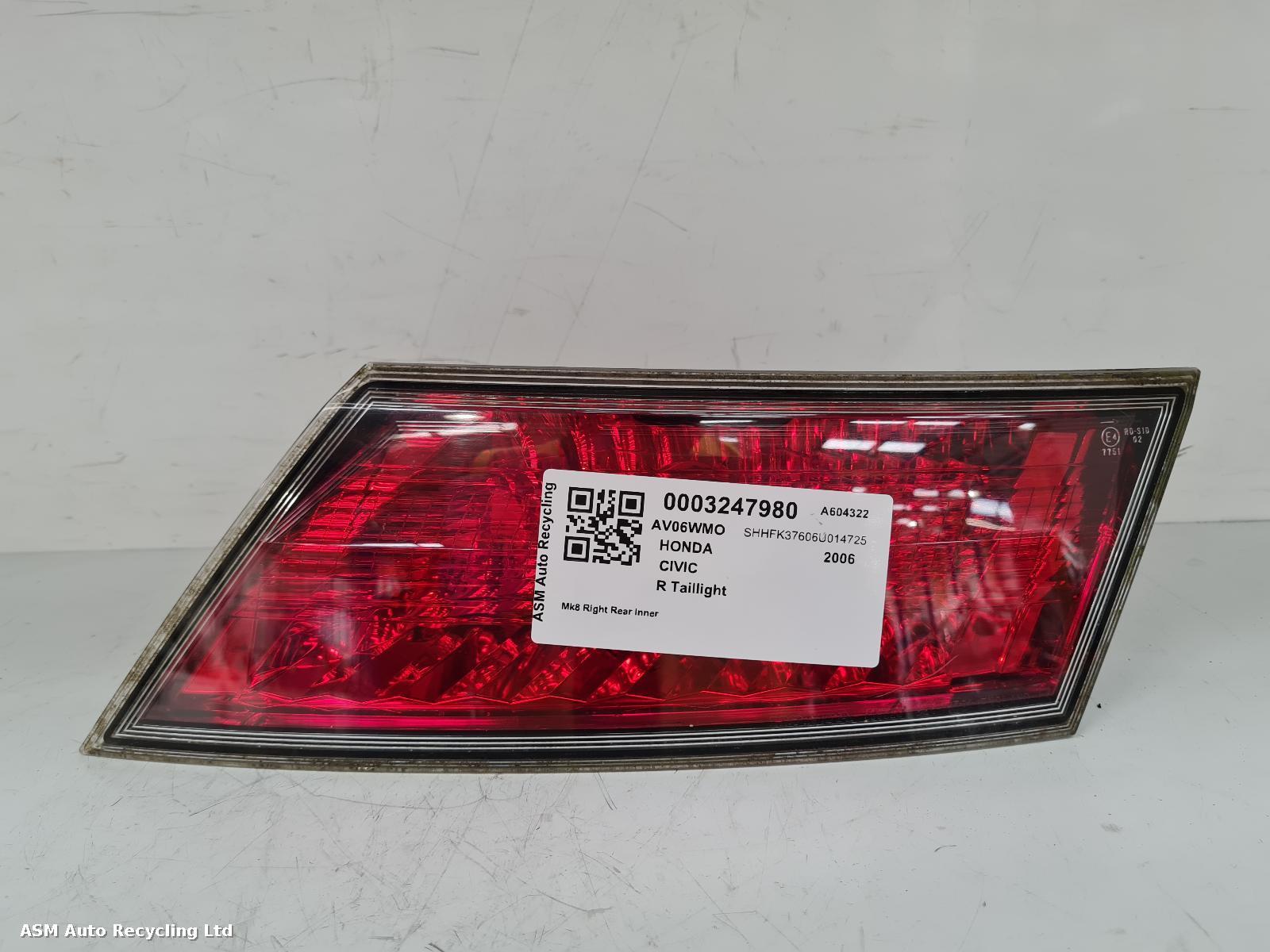 View Auto part R Taillight Honda Civic 2006