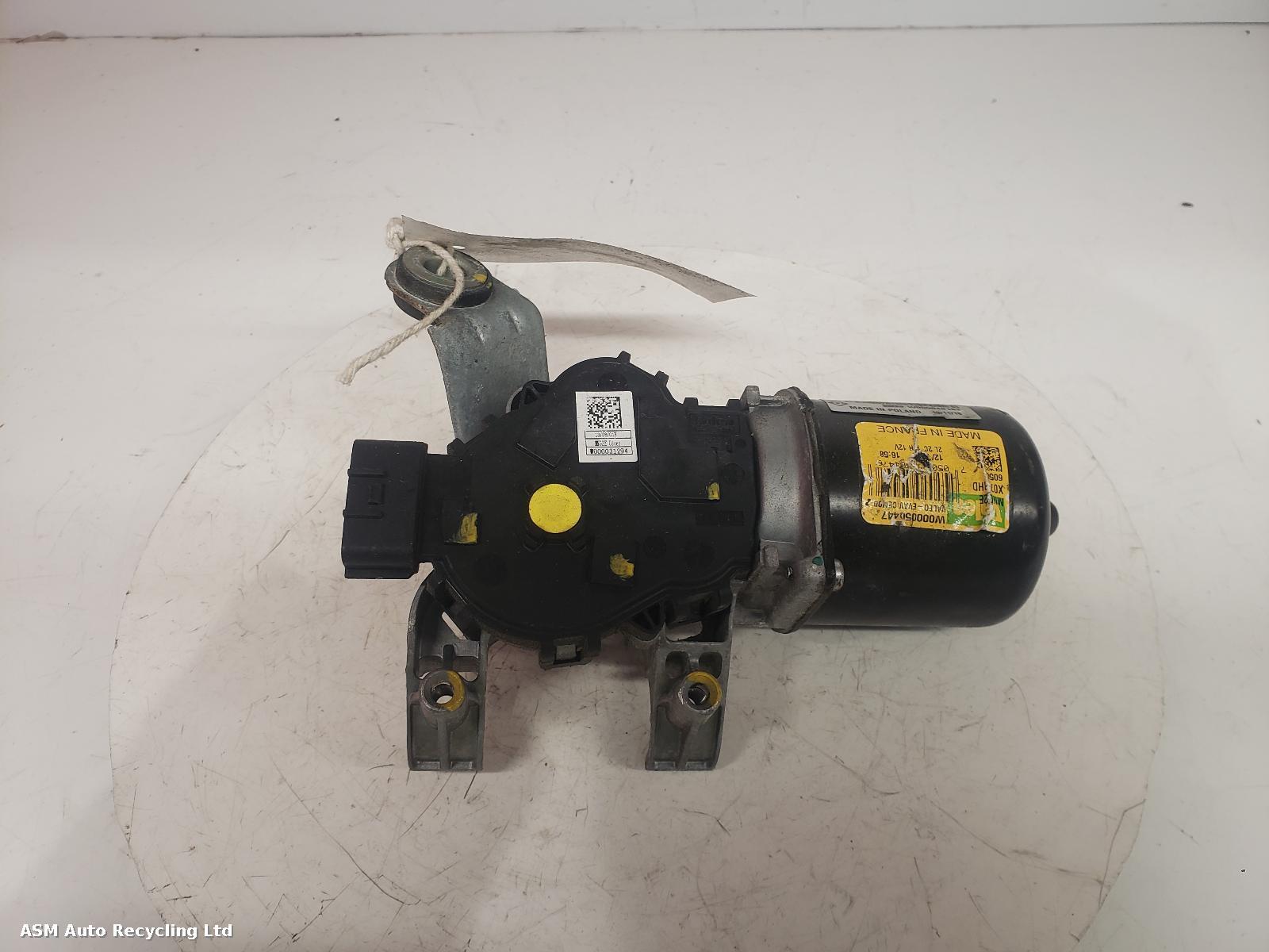 View Auto part Wiper Motor Front Smart Forfour 2019