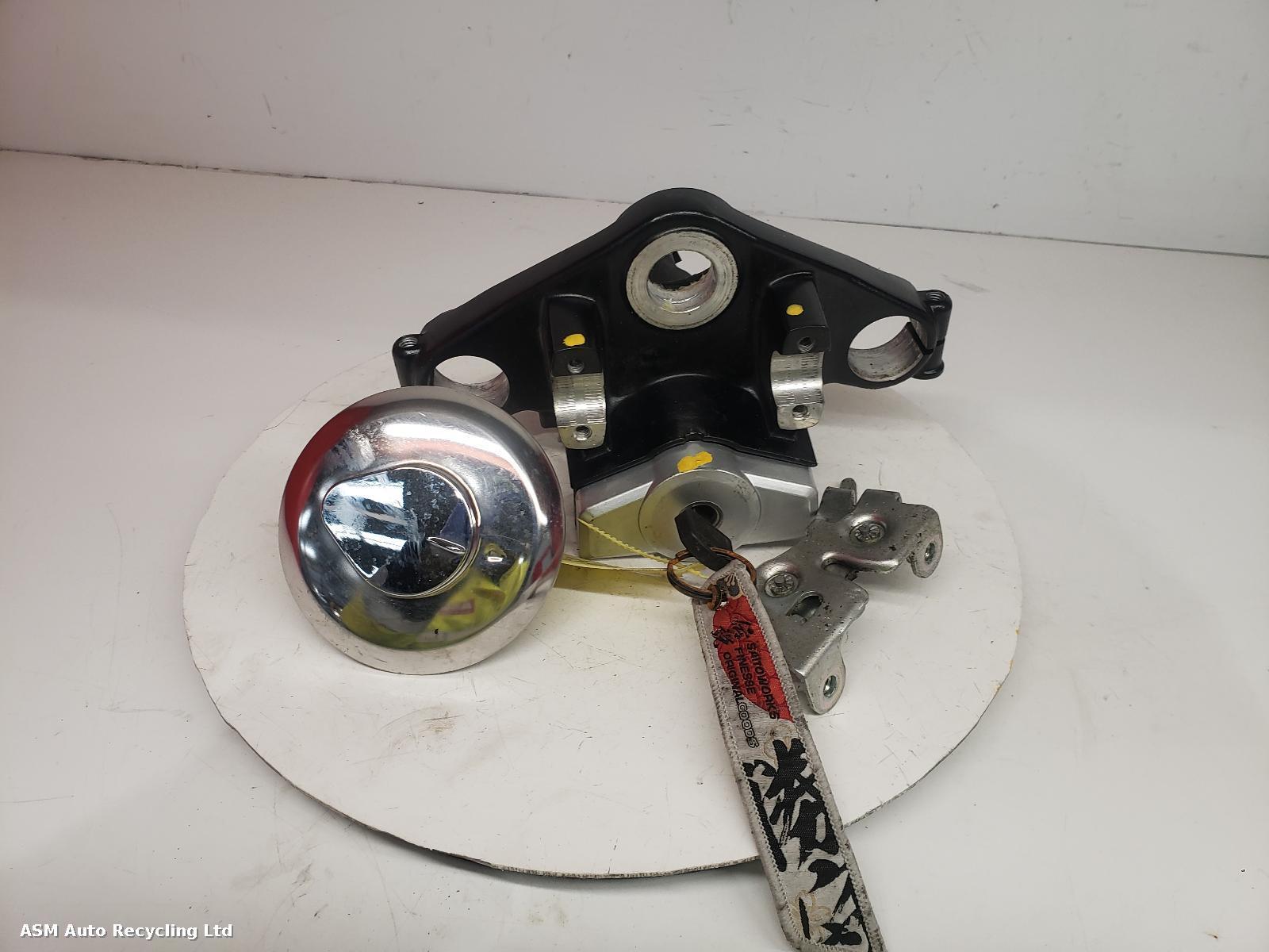 View Auto part Comp.Lock Set + Keys Honda Cb 125 F 2021