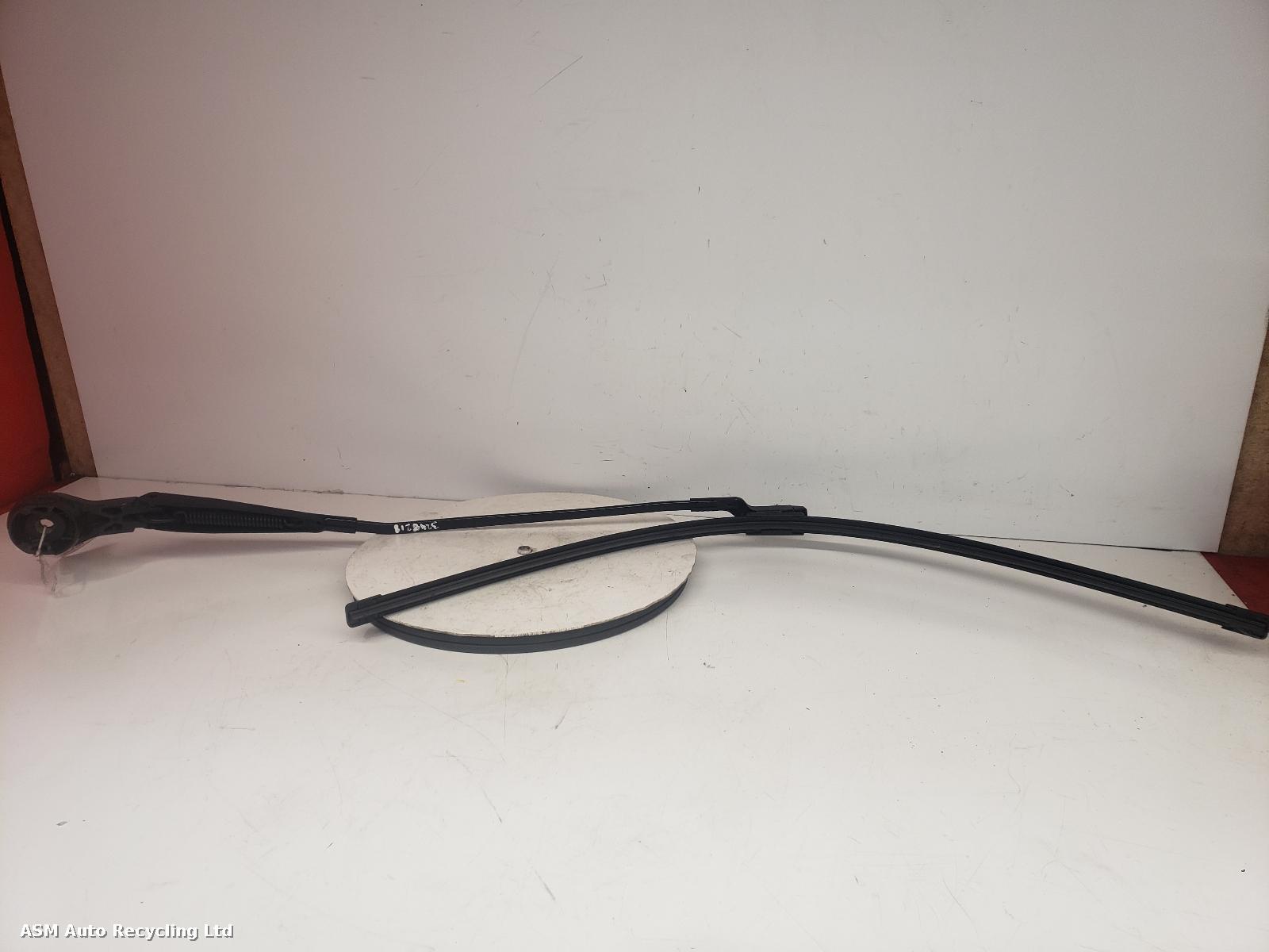 View Auto part Wiper Arm Citroen C4 Picasso 2015
