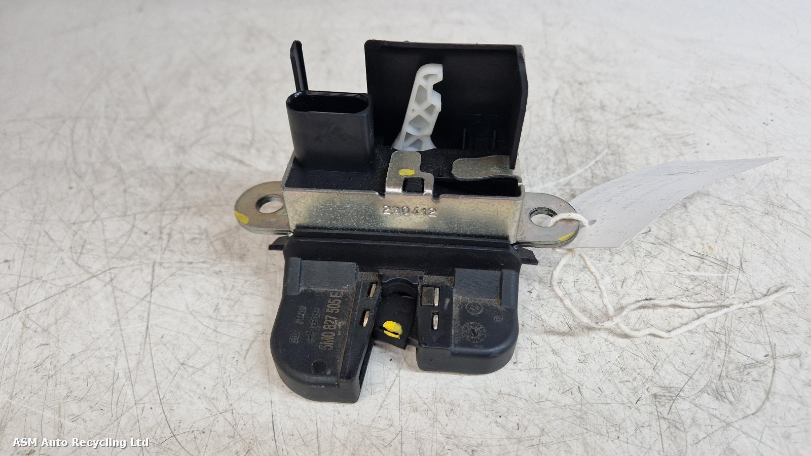 View Auto part Bootlid/Tailgate Lock Volkswagen Golf 2012