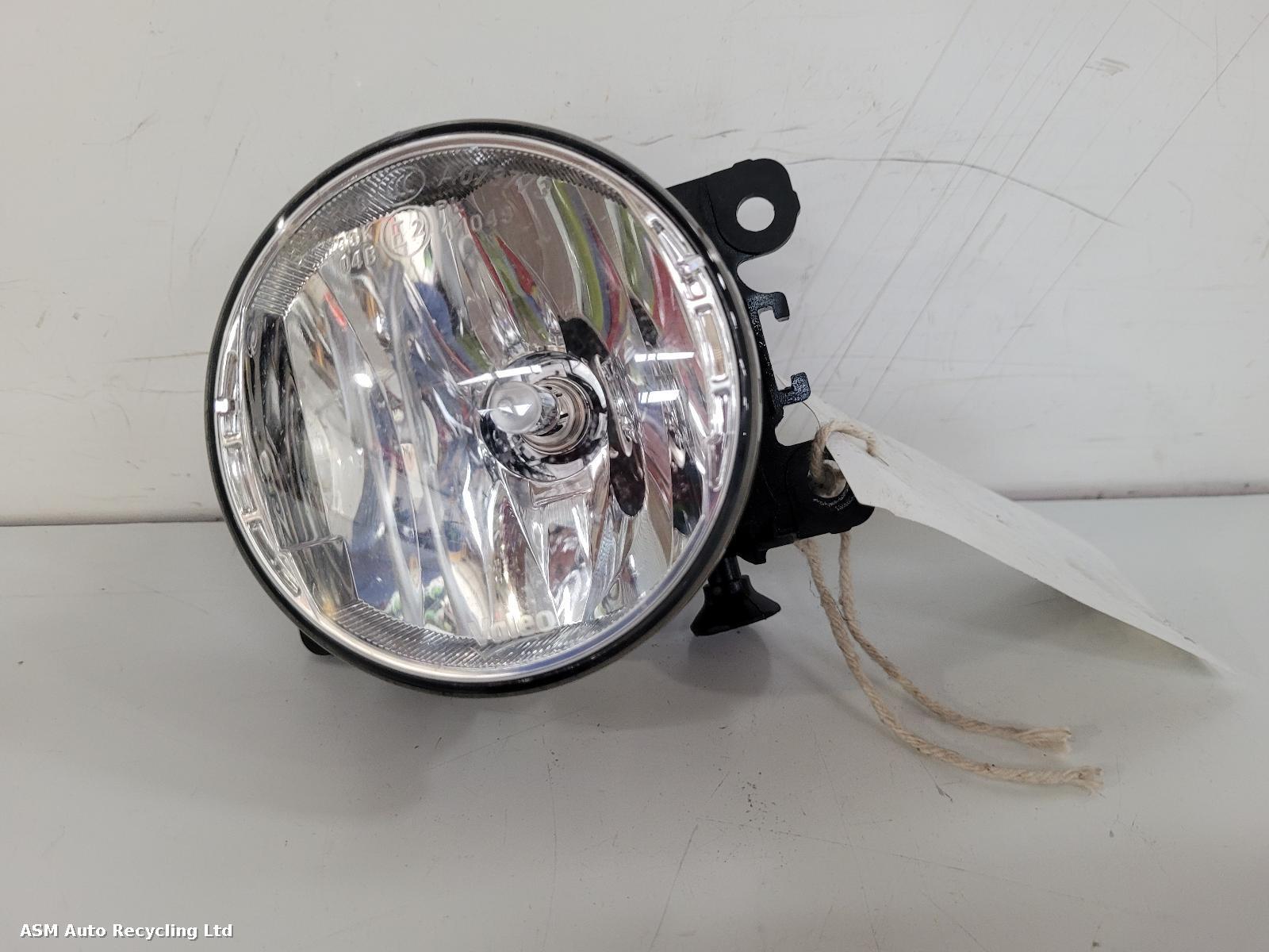 View Auto part Fog Lamp Vauxhall Vivaro 2016