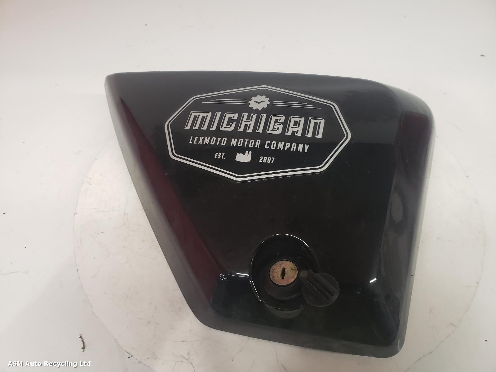 View Auto part Side Panel Left Lexmoto Michigan Zs 125 2023