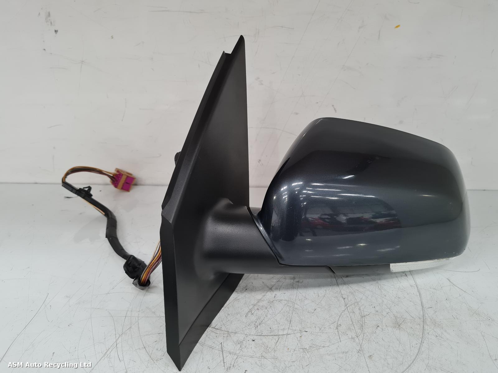 View Auto part L Door Mirror Volkswagen Polo 2007