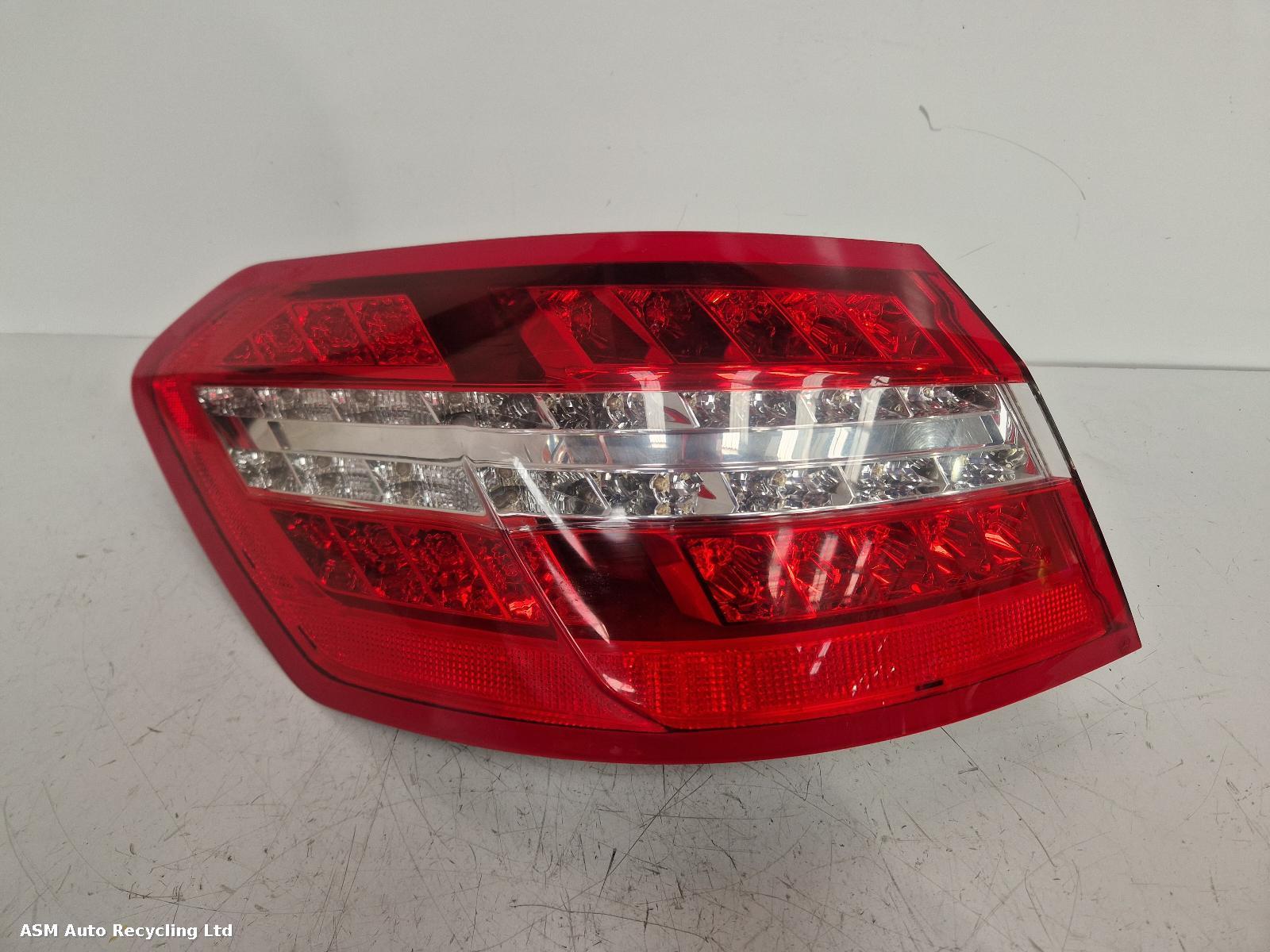 View Auto part L Taillight Mercedes E Class 2010