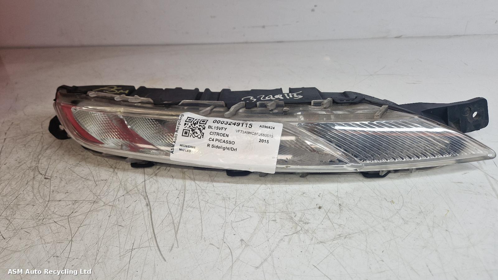View Auto part R Sidelight/Daytime Running Light (DRL) Citroen C4 Picasso 2015