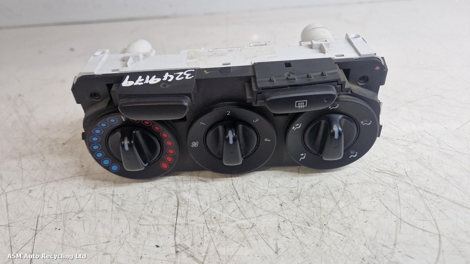 View Auto part Heater/AC Controller Vauxhall Corsa 2016