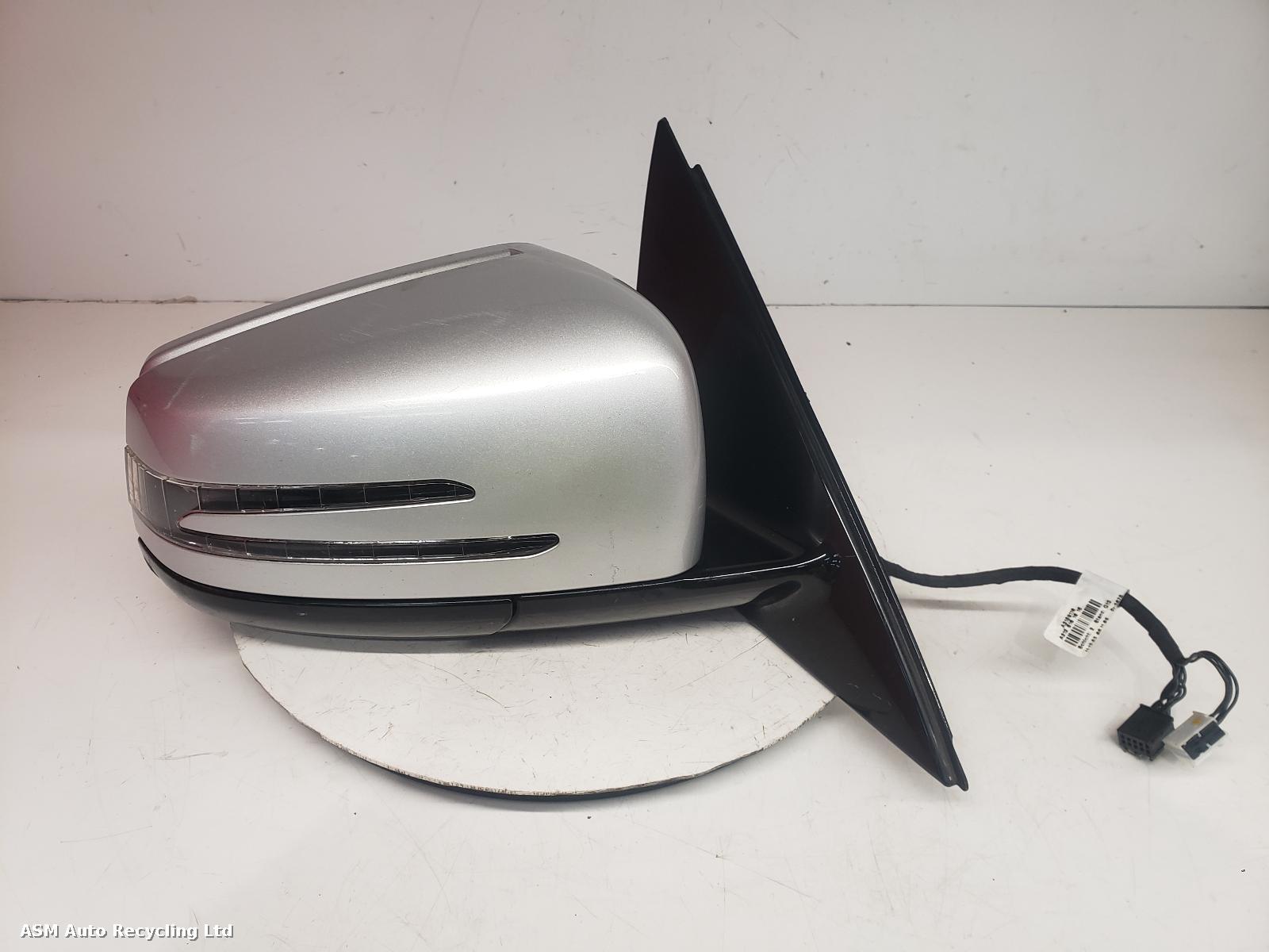 View Auto part R Door Mirror Mercedes E Class 2010