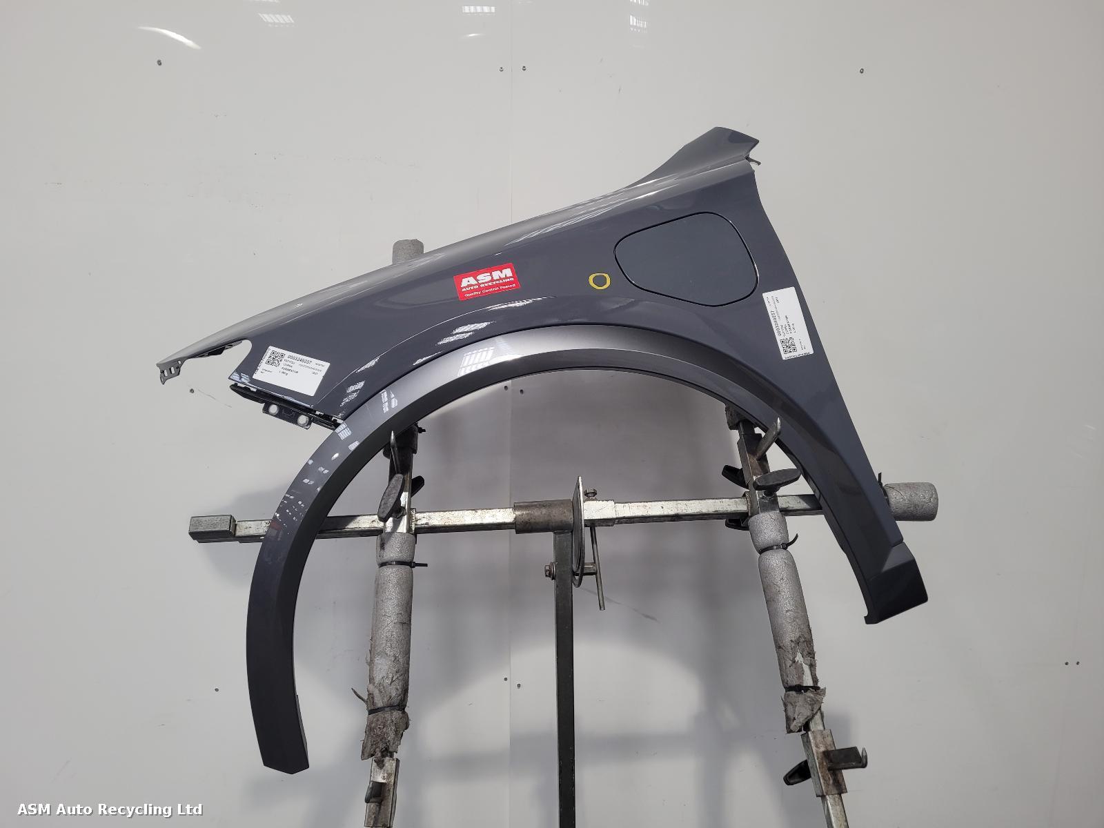 View Auto part L Wing Cupra Formentor 2021