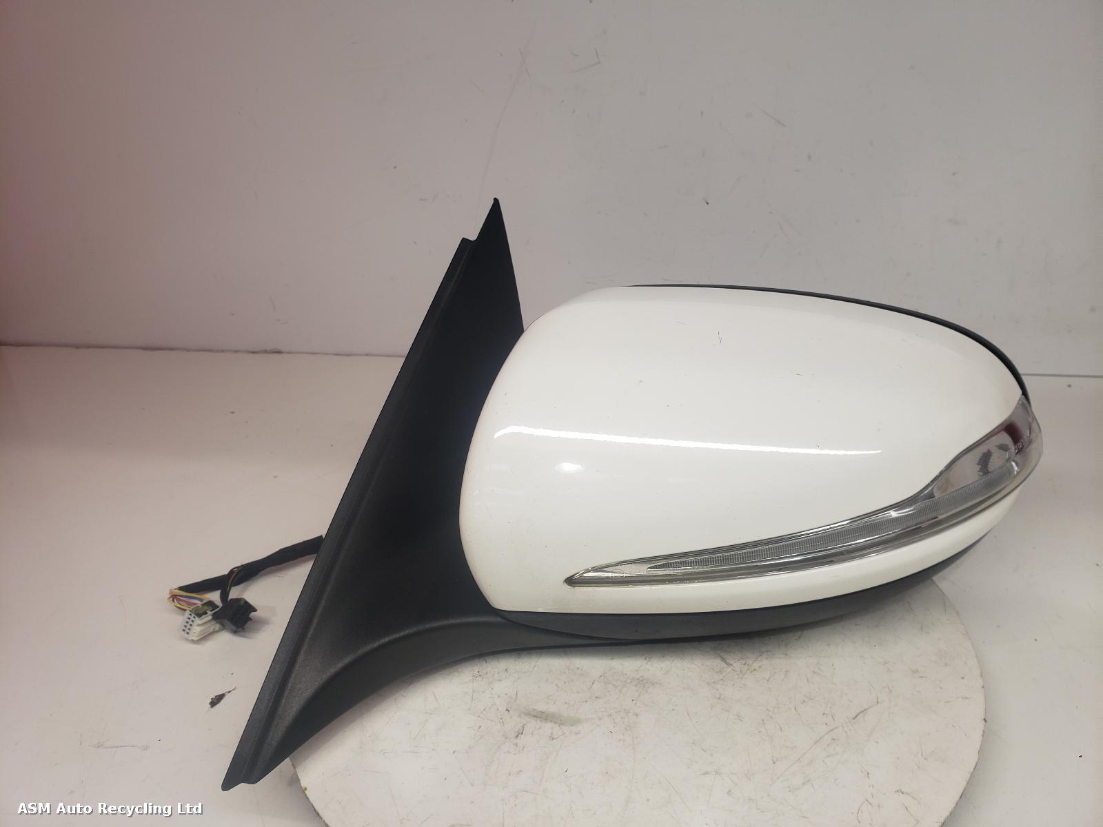 View Auto part L Door Mirror Mercedes C Class 2015
