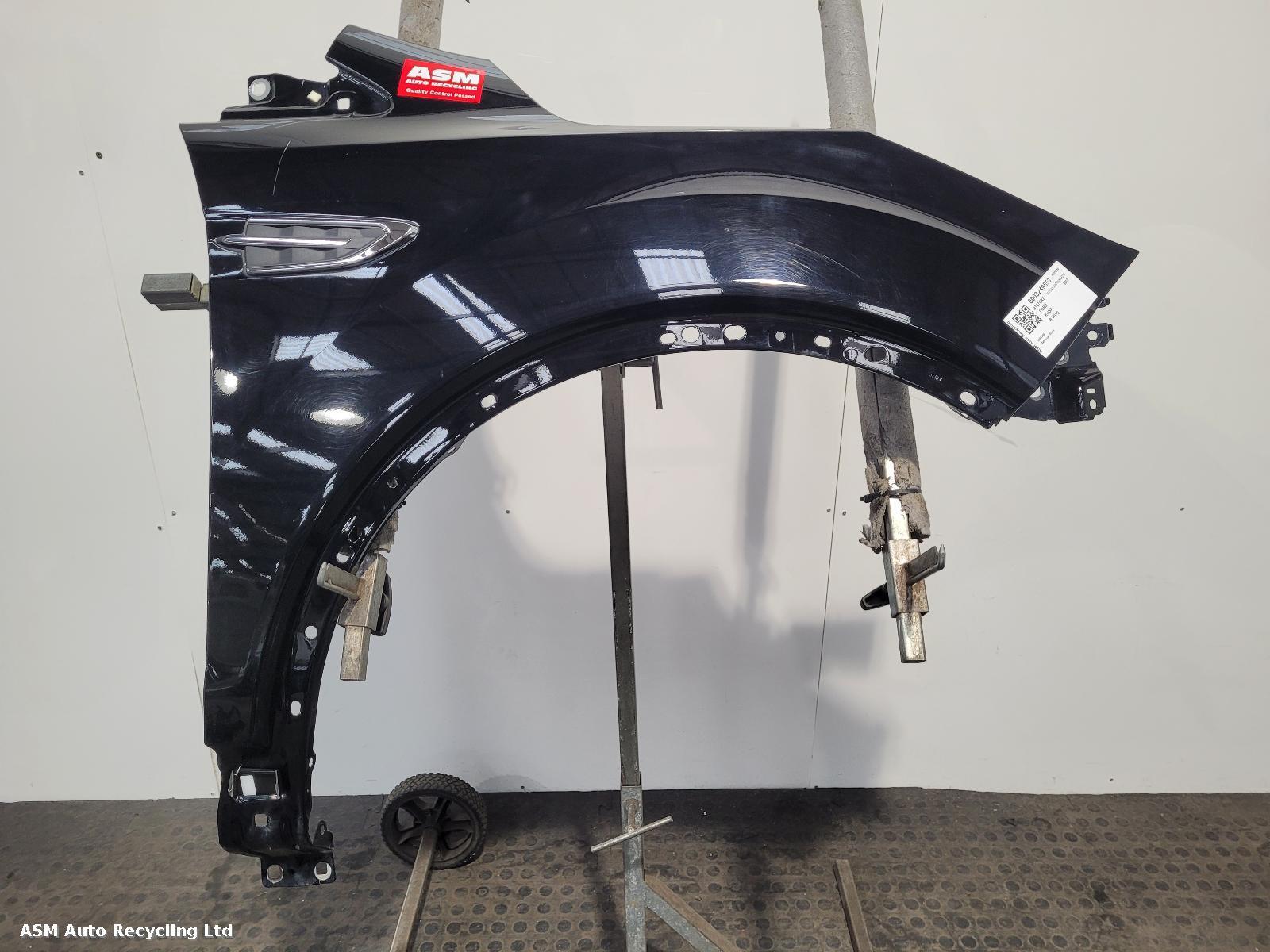 View Auto part R Wing Ford Kuga 2017