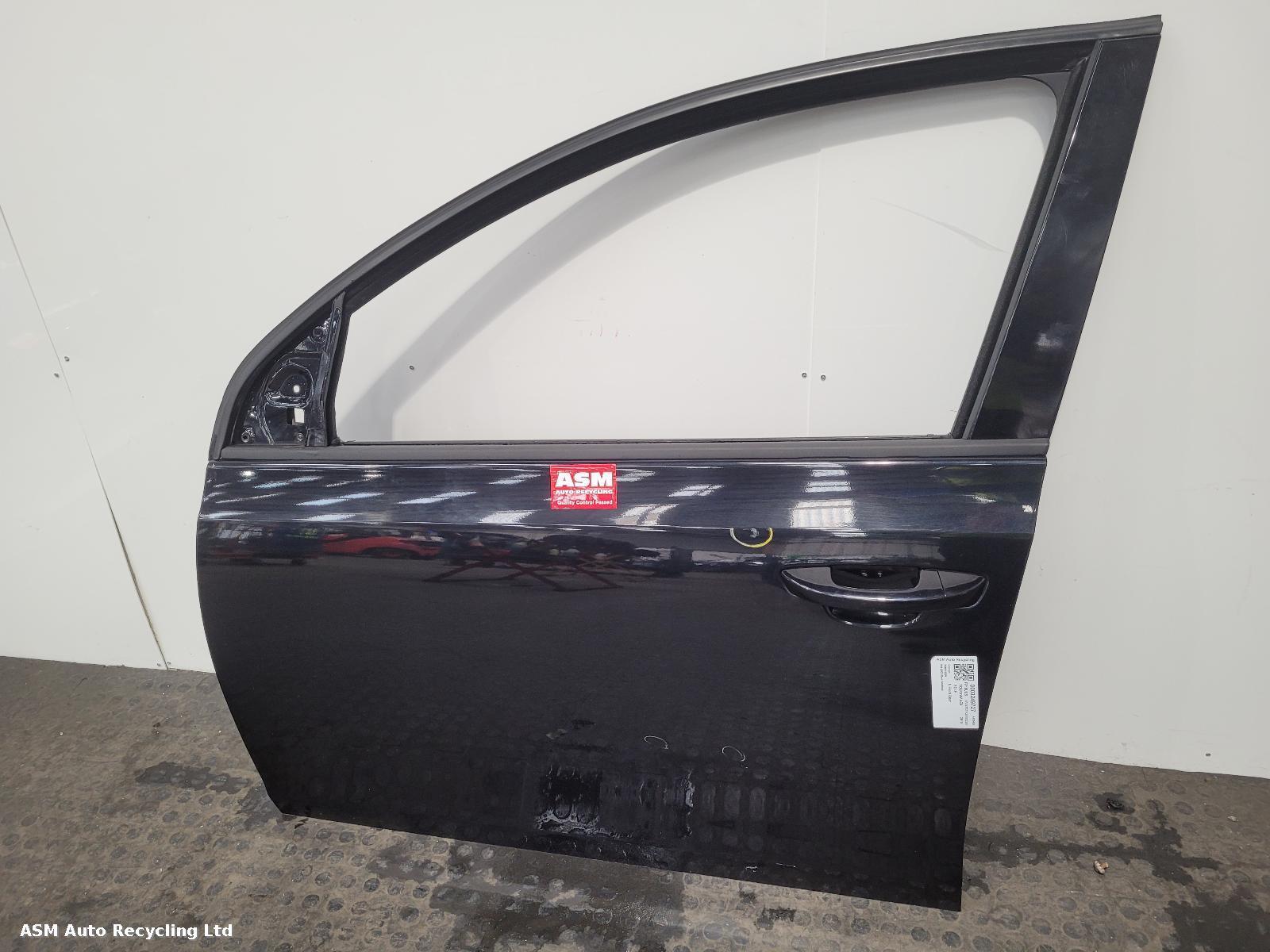 View Auto part L Front Door Volkswagen Golf 2010