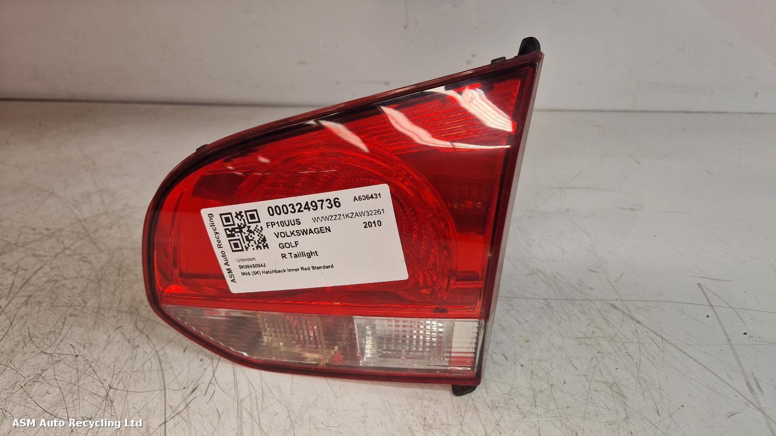 View Auto part R Taillight Volkswagen Golf 2010