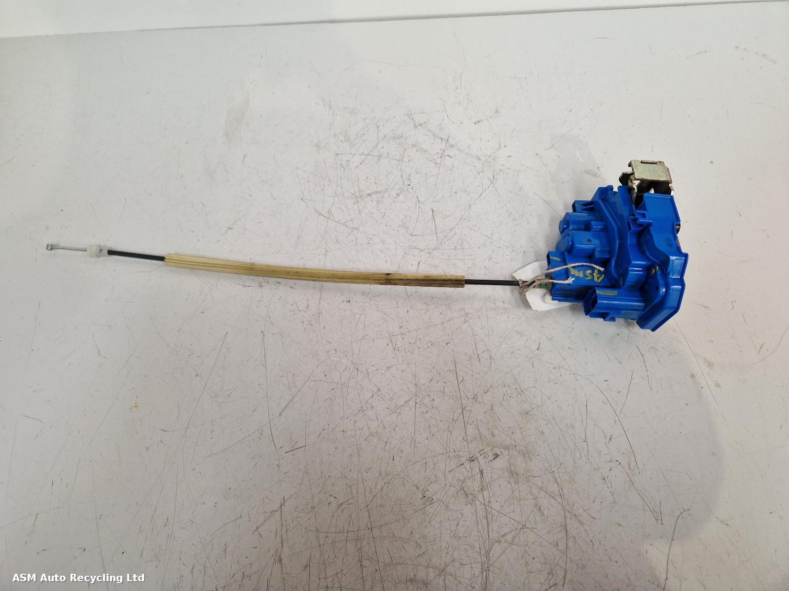 View Auto part Door Lock Assembly Fiat 500l 2014