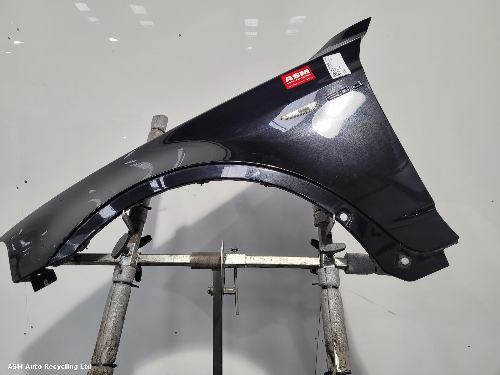 View Auto part L Wing Bmw X3 2006