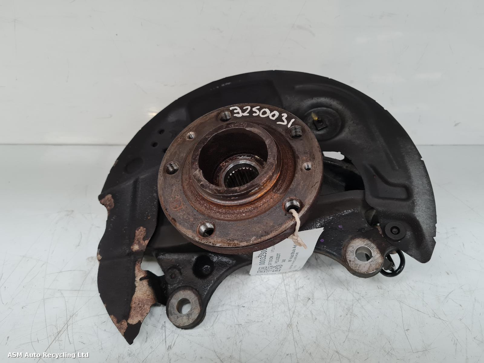 View Auto part RF Hub/Stub Axle Assembly Peugeot 308 2020