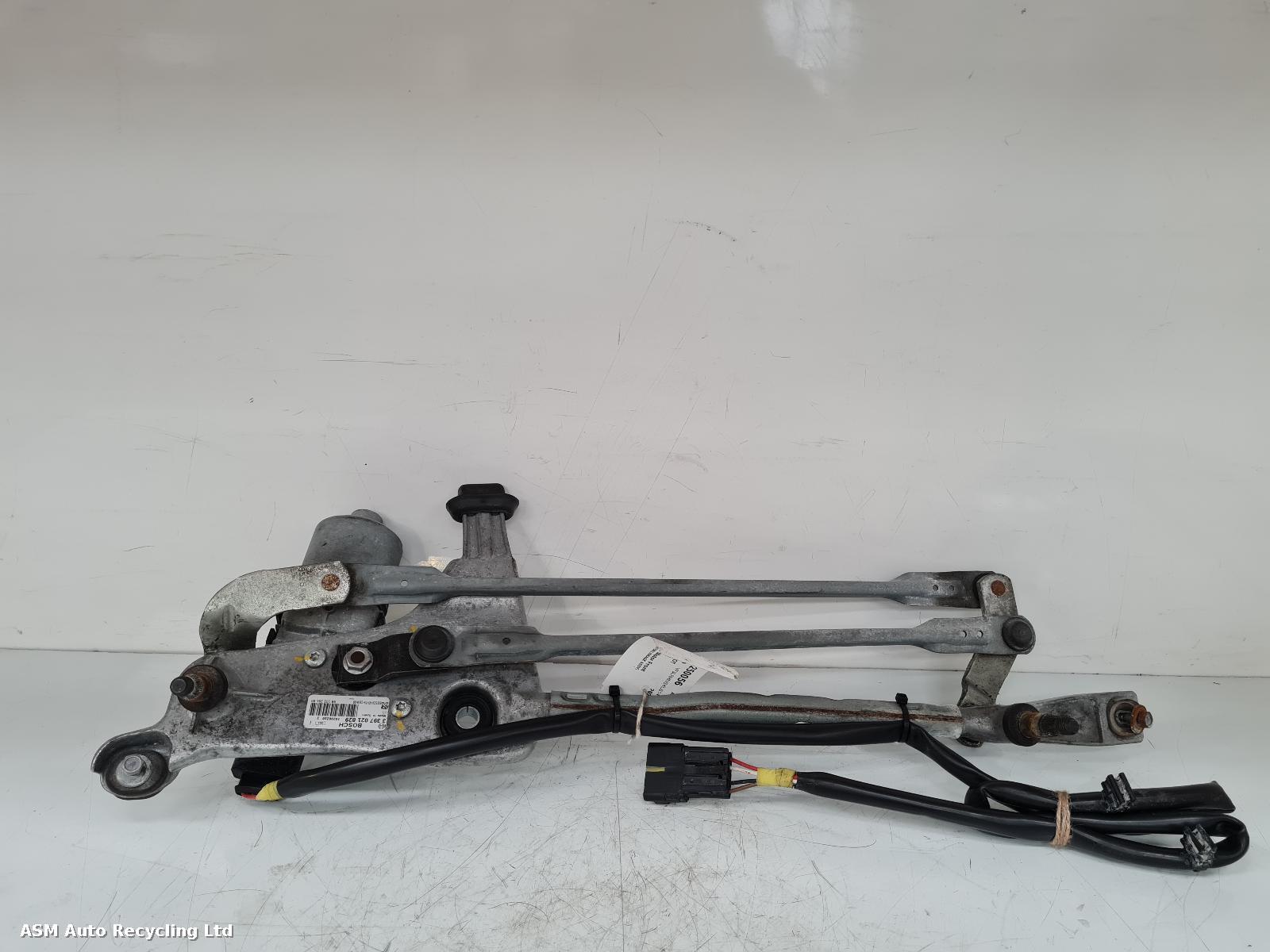 View Auto part Wiper Motor Front Peugeot 308 2020