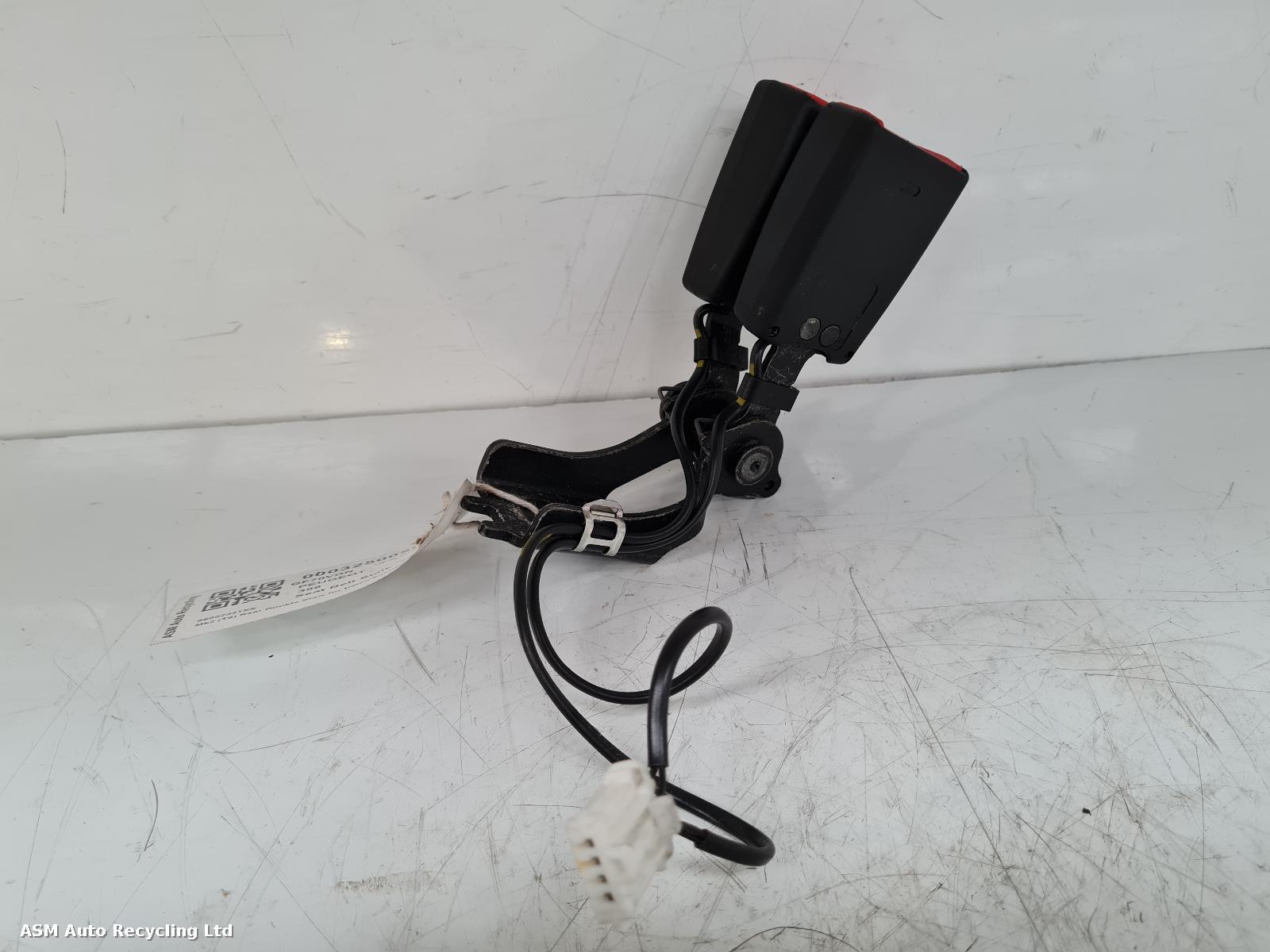 View Auto part Seat Belt Peugeot 308 2020