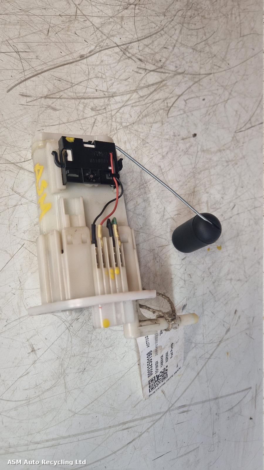 View Auto part Fuel Pump Yamaha Xsr900 2016