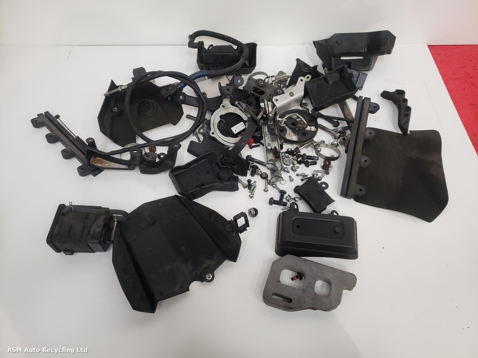 View Auto part Misc Yamaha Xsr900 2016