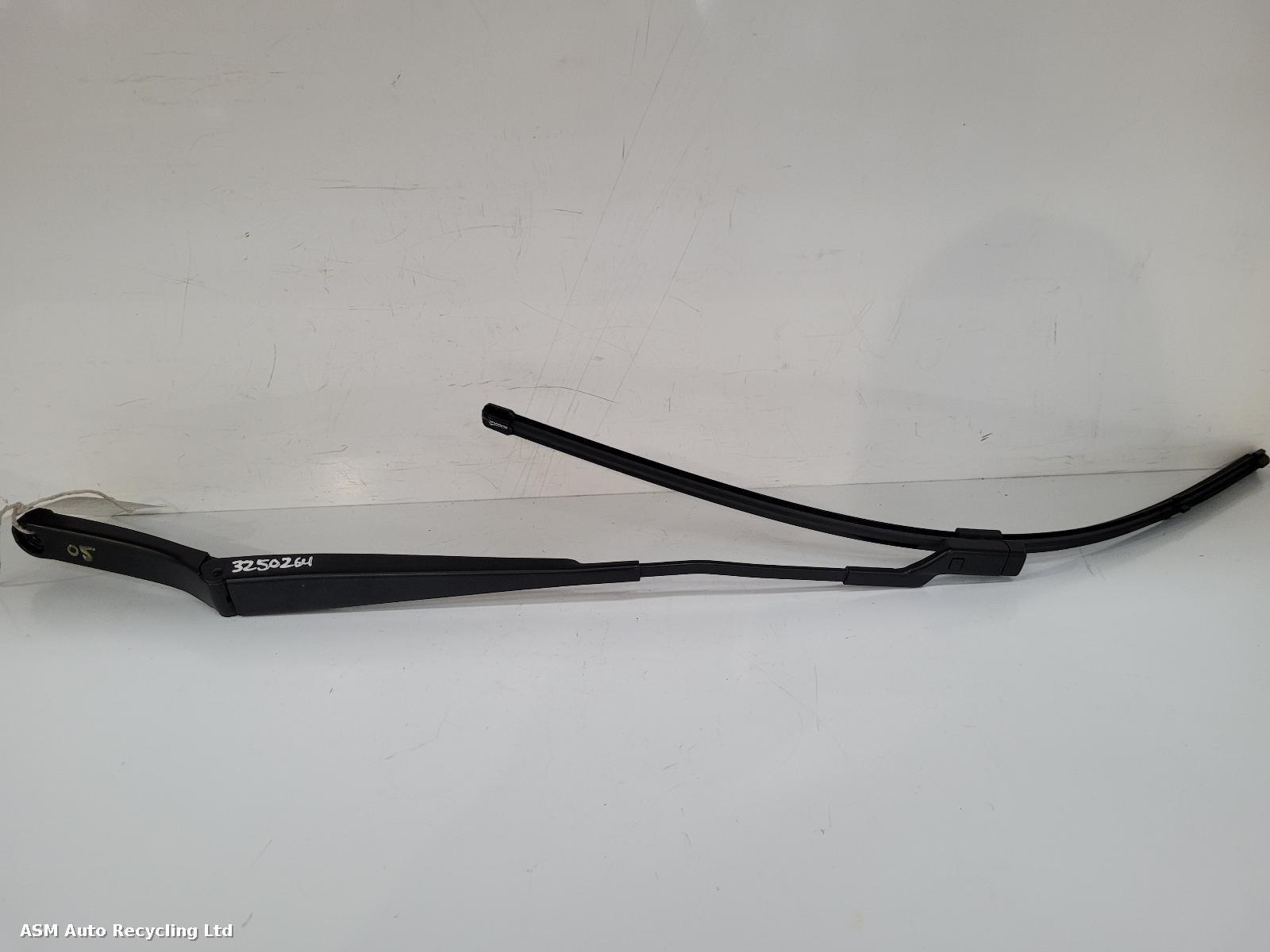 View Auto part Wiper Arm Skoda Superb 2024