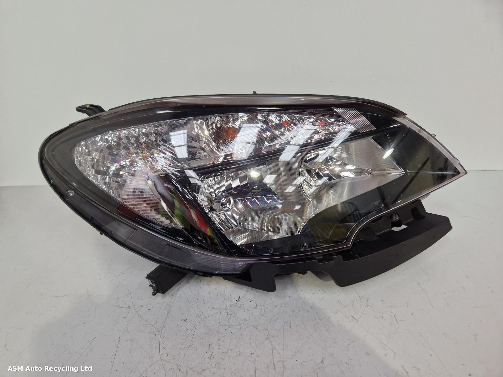 View Auto part R Headlamp Vauxhall Mokka 2015
