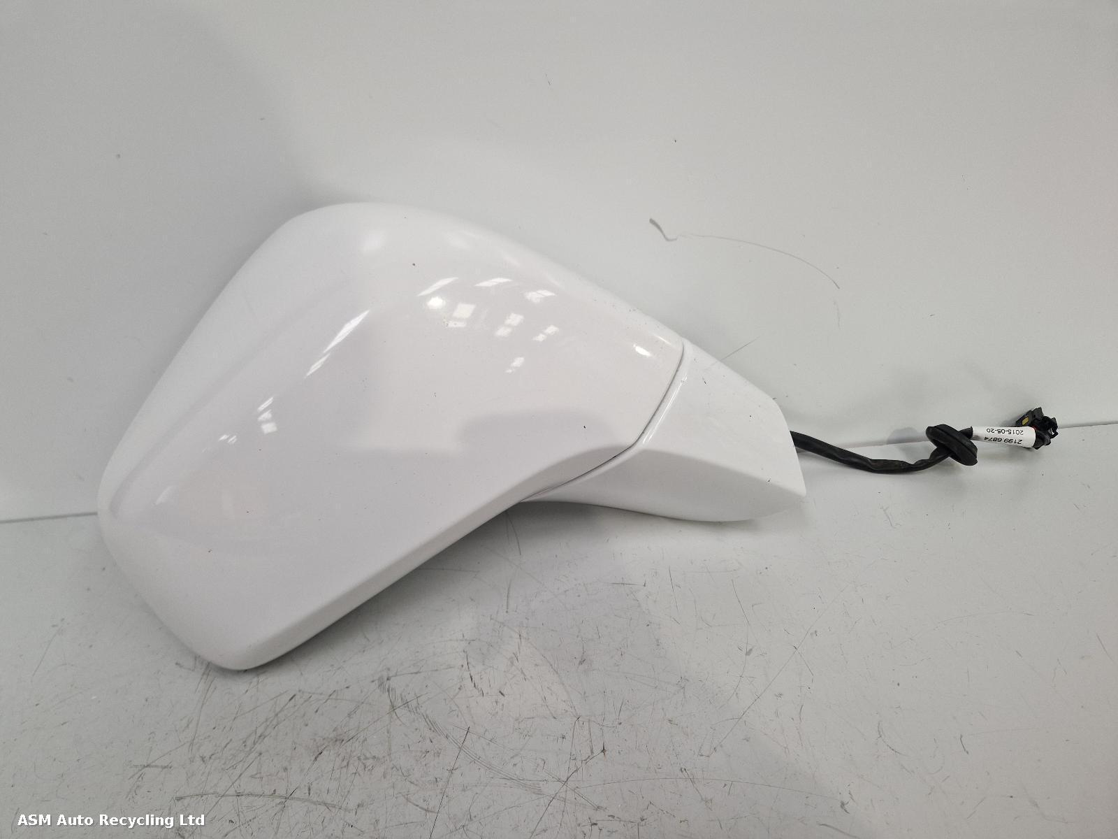 View Auto part R Door Mirror Vauxhall Mokka 2015