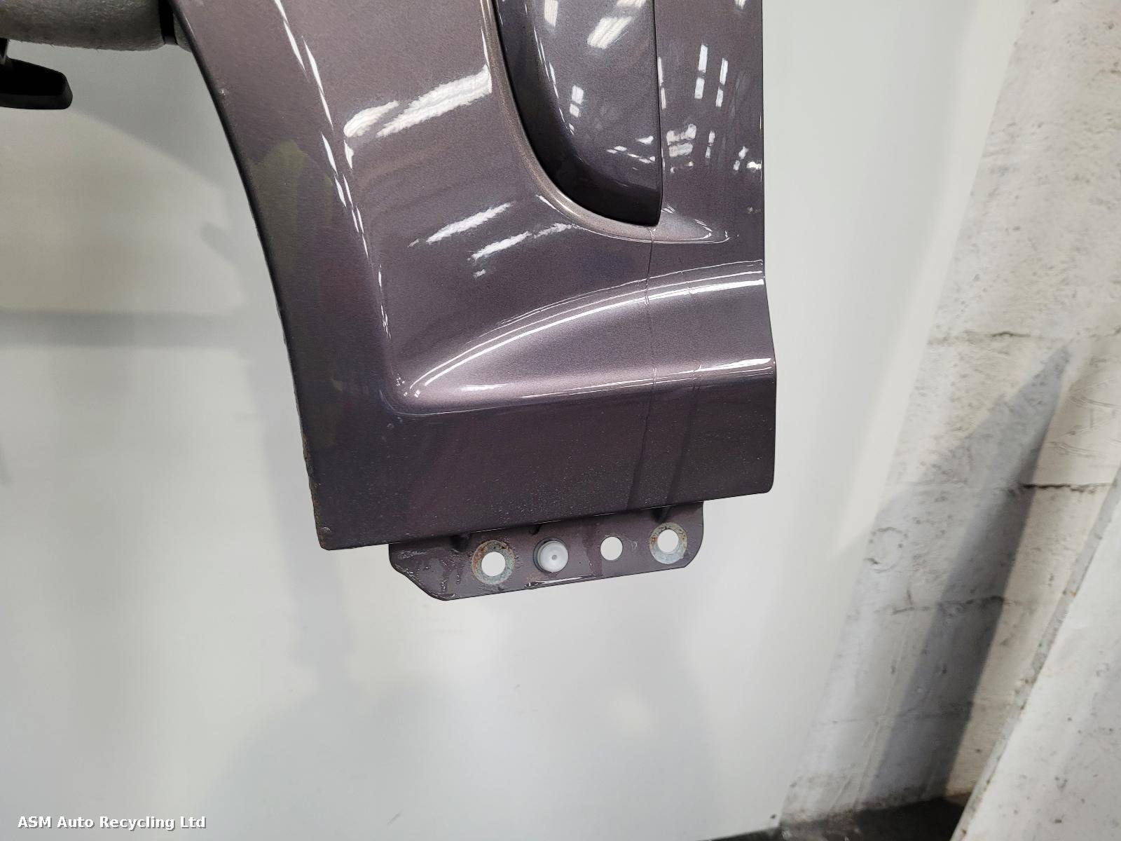 View Auto part L Wing Jaguar Xf 2008