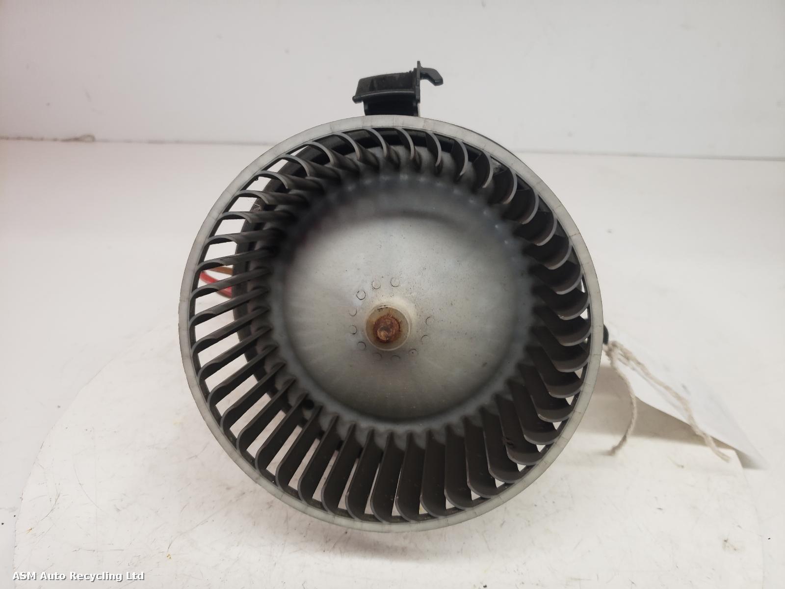 View Auto part Heater Motor/Assembly Mercedes C Class 2014