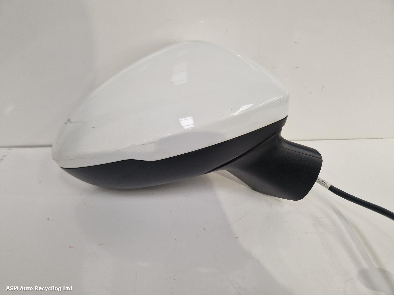 View Auto part R Door Mirror Vauxhall Astra 2020