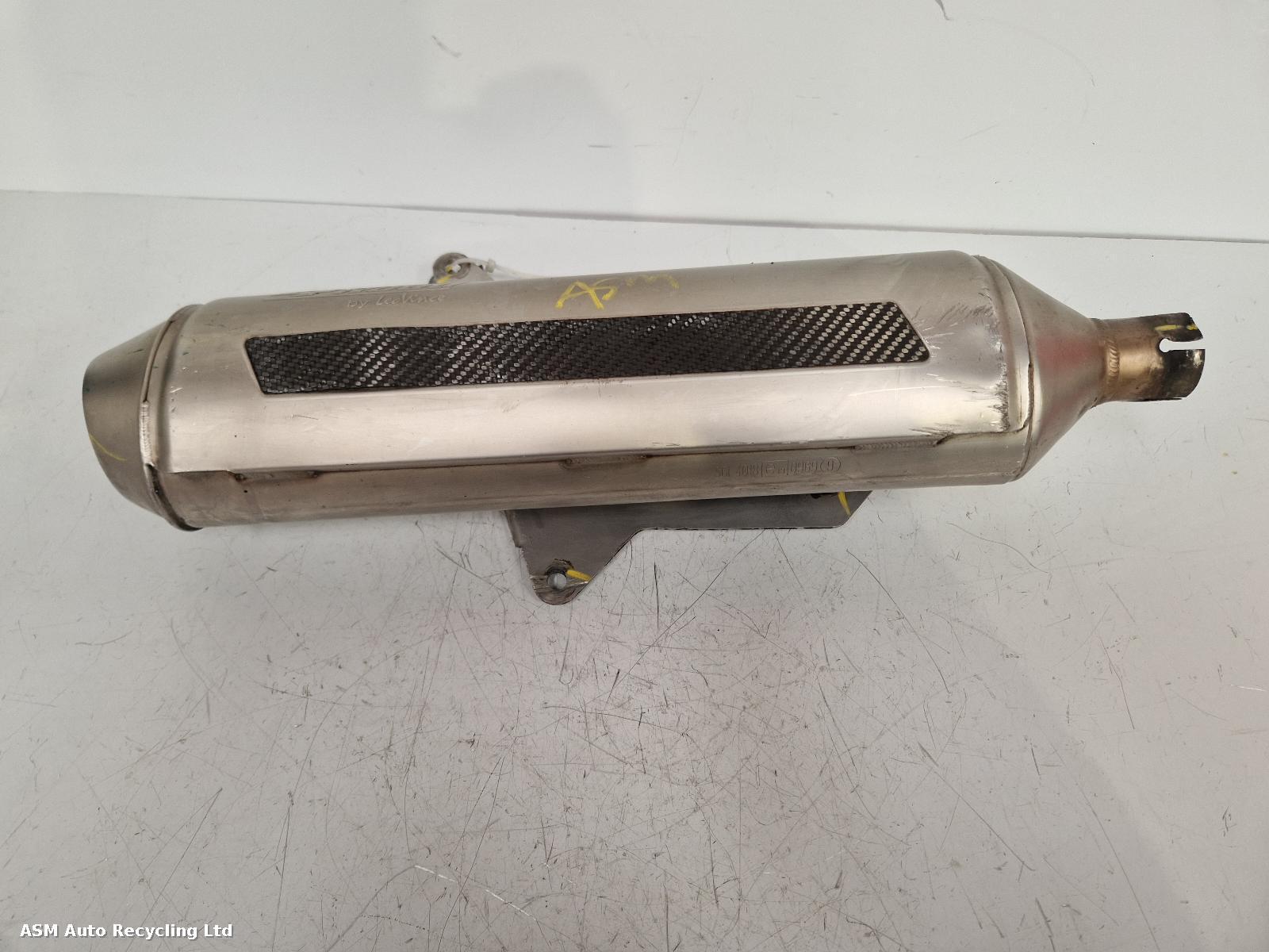 View Auto part Exhaust Tail Pipe Piaggio Vespa Gt 125 2006