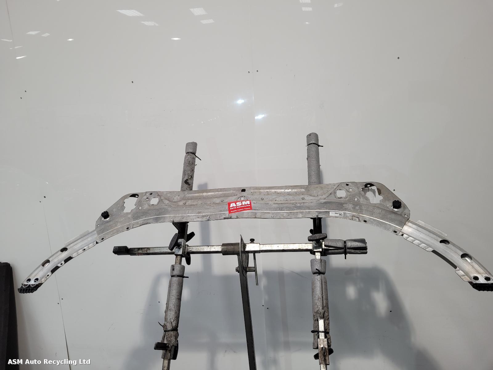View Auto part Front Panel Mercedes C Class 2016