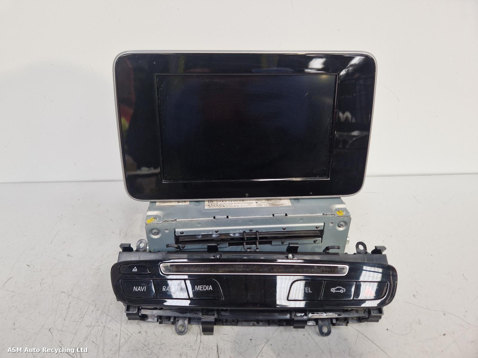 View Auto part Radio Display Mercedes C Class 2016