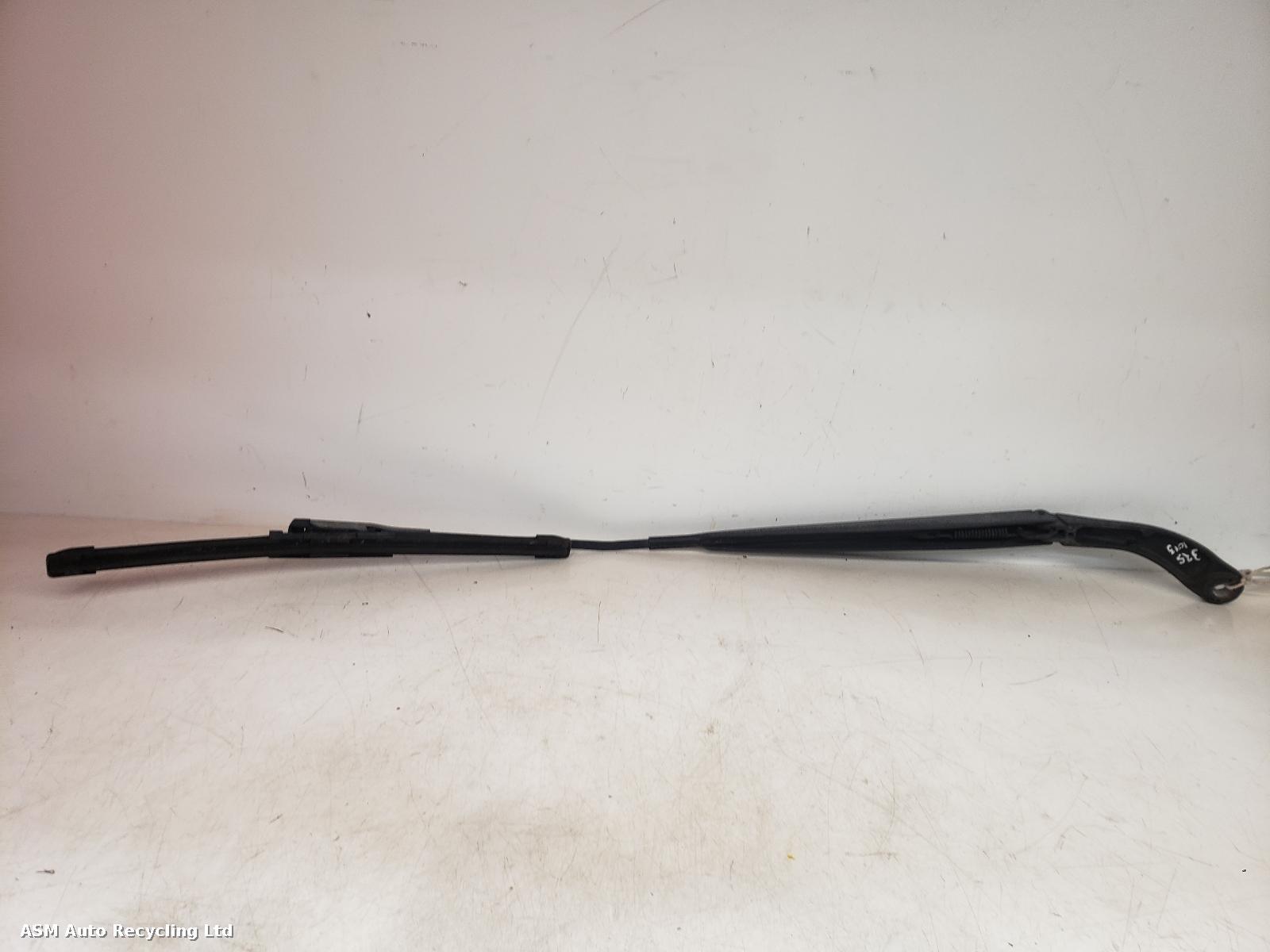 View Auto part Wiper Arm Nissan Qashqai 2012