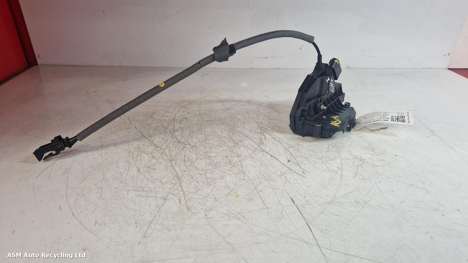 View Auto part Door Lock Assembly Ford Focus 2013