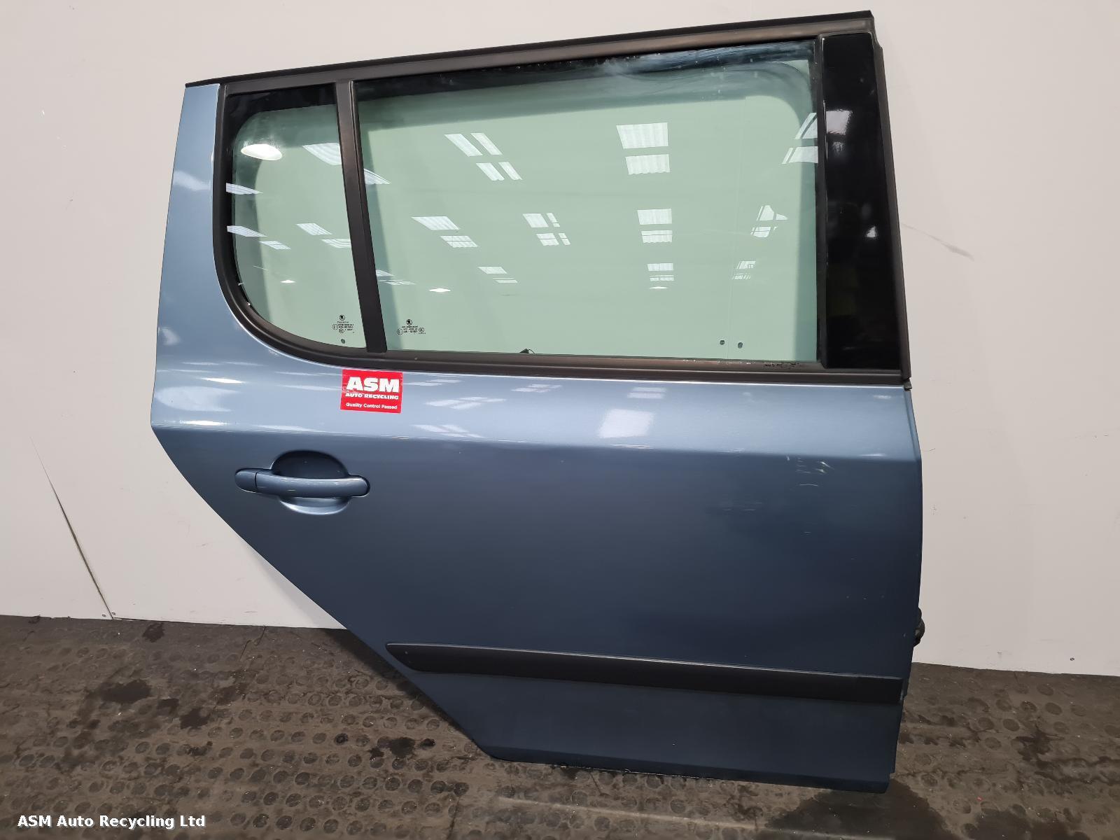 View Auto part R Rear Door Skoda Fabia 2010