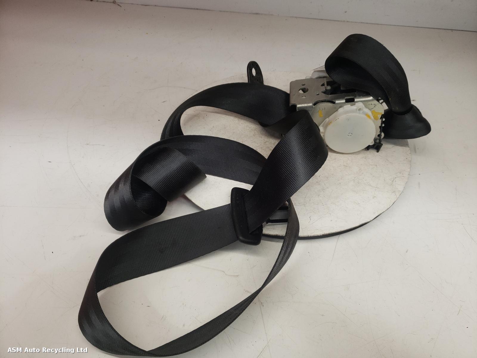 View Auto part Seat Belt Skoda Fabia 2010