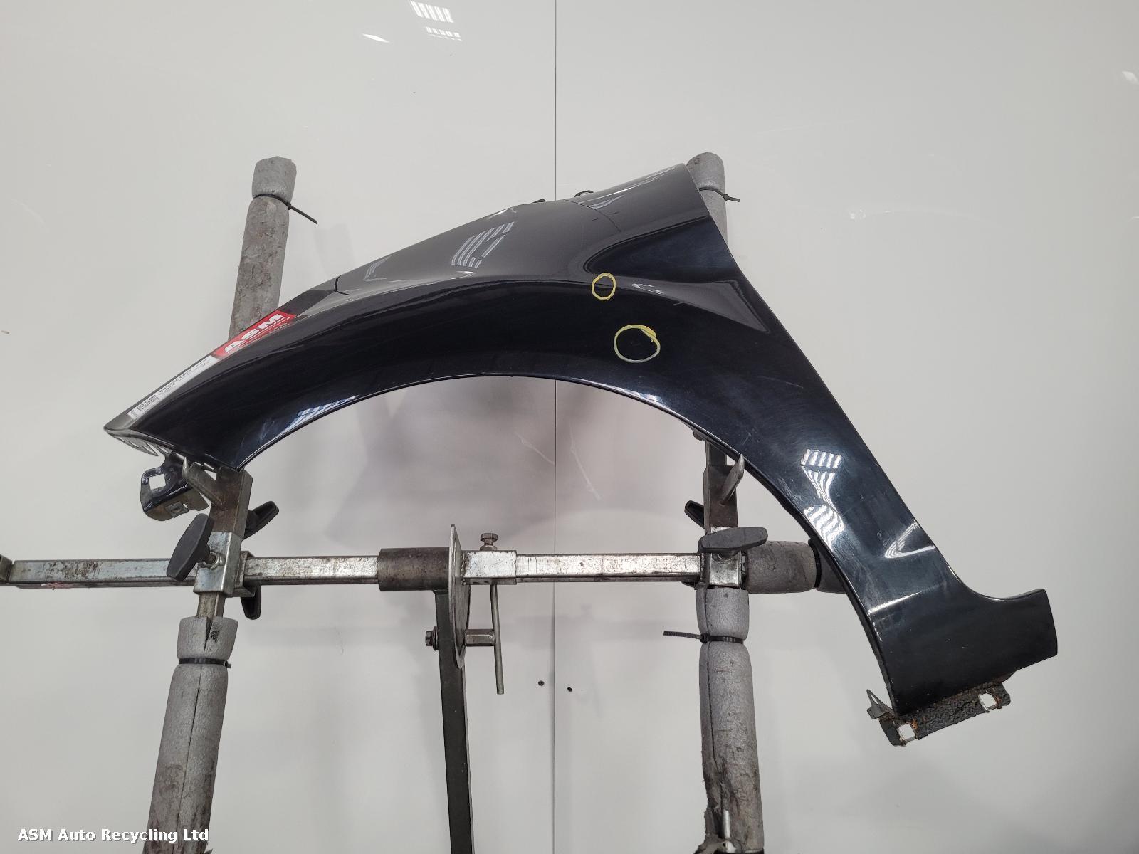 View Auto part L Wing Ford Fiesta 2016