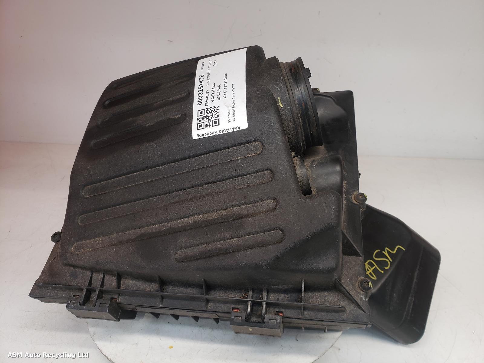 View Auto part Air Cleaner/Box Vauxhall Insignia 2014