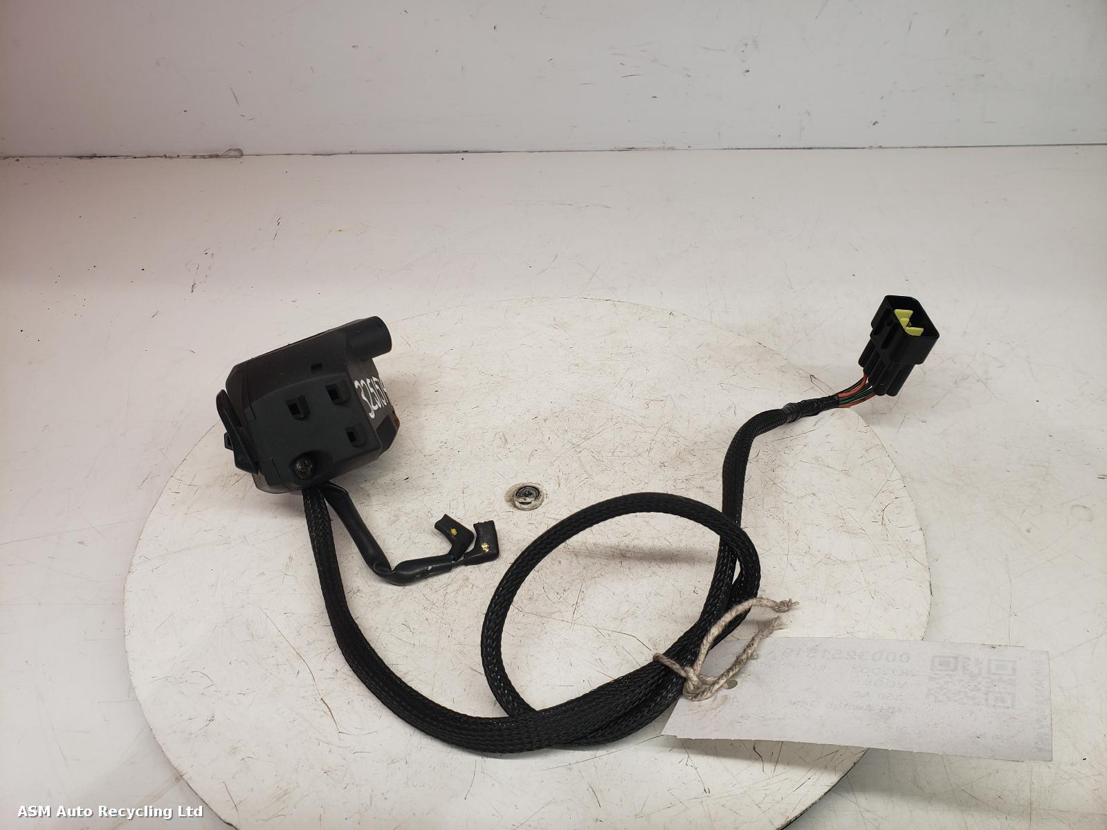 View Auto part RH Switch Gear Voge 350 Ac 2023