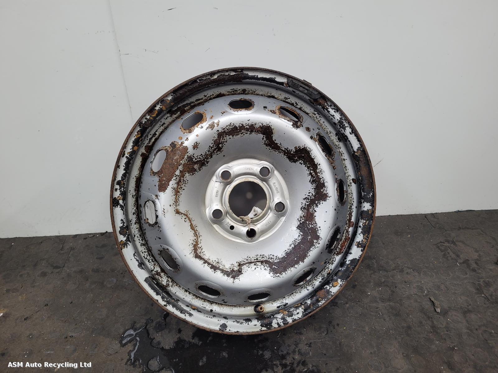 View Auto part Wheel Vauxhall Vivaro 2014