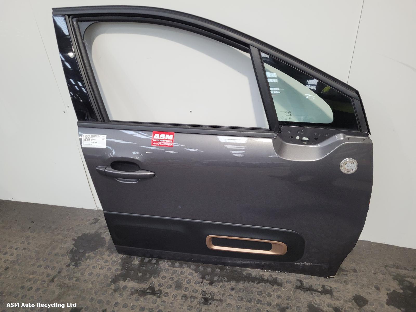 View Auto part R Front Door Citroen C3 2023