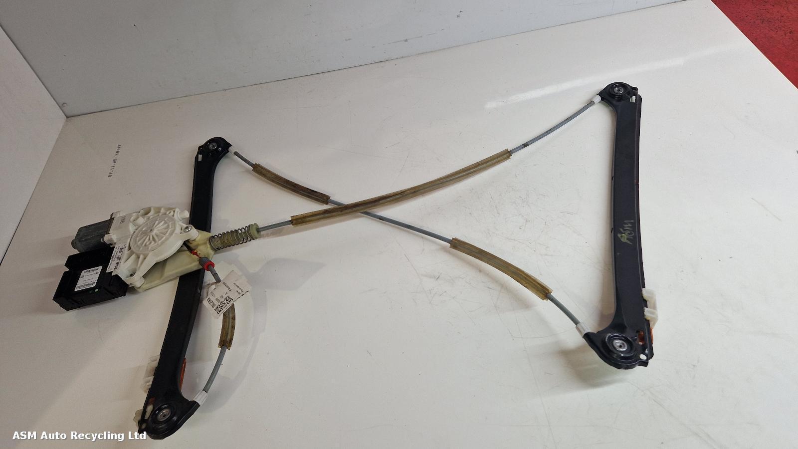 View Auto part RF Window Regulator Audi A3 2006