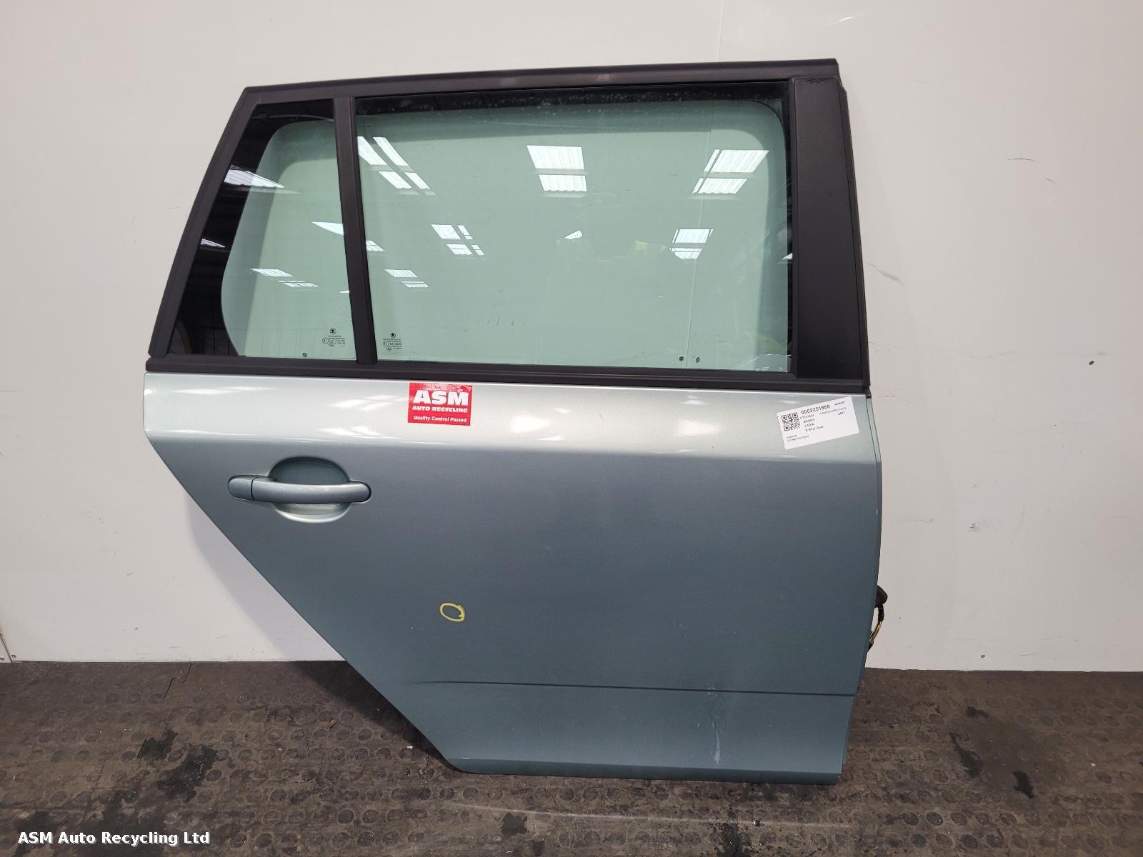 View Auto part R Rear Door Skoda Fabia 2011