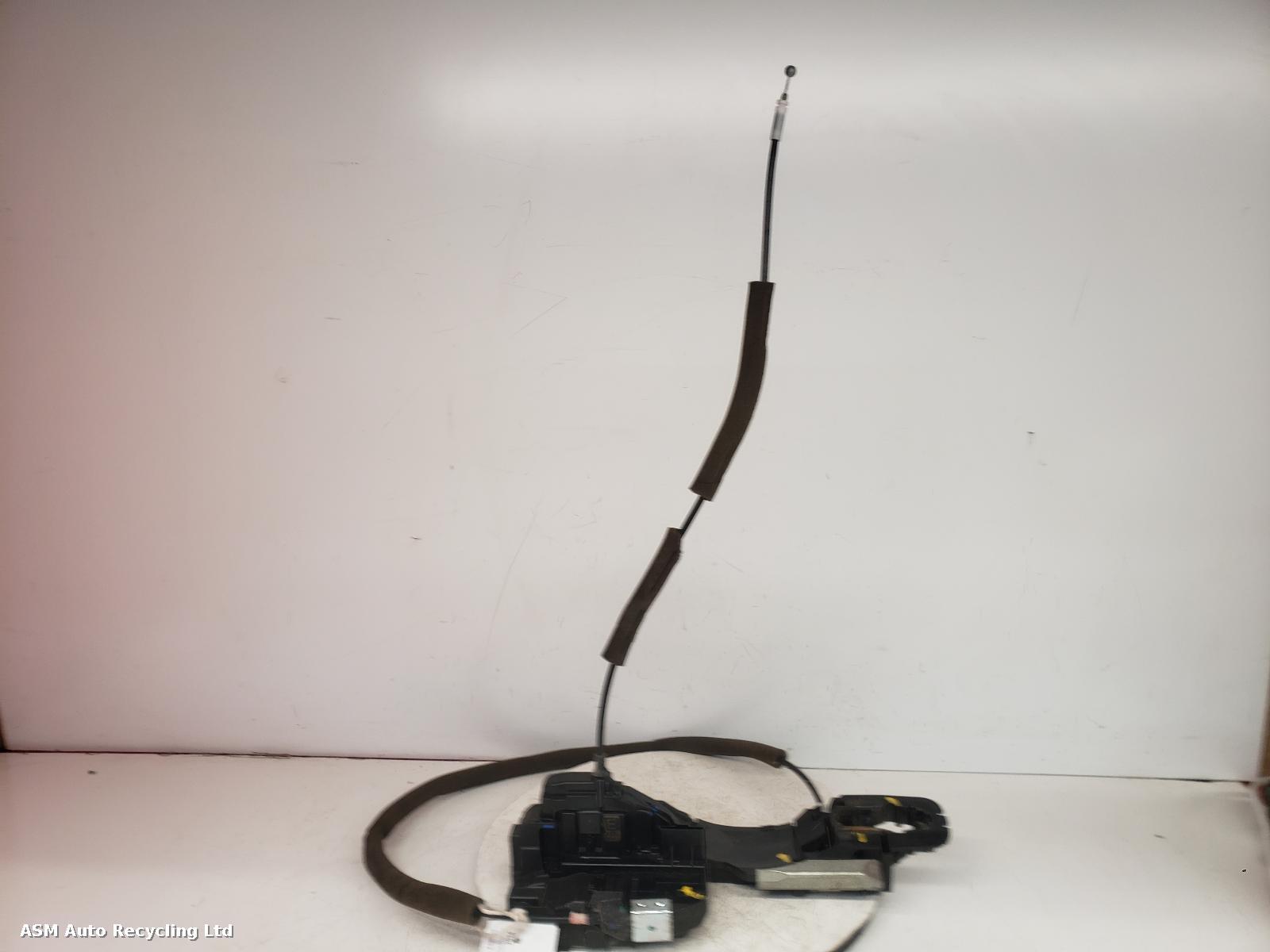 View Auto part Door Lock Assembly Nissan Leaf 2014