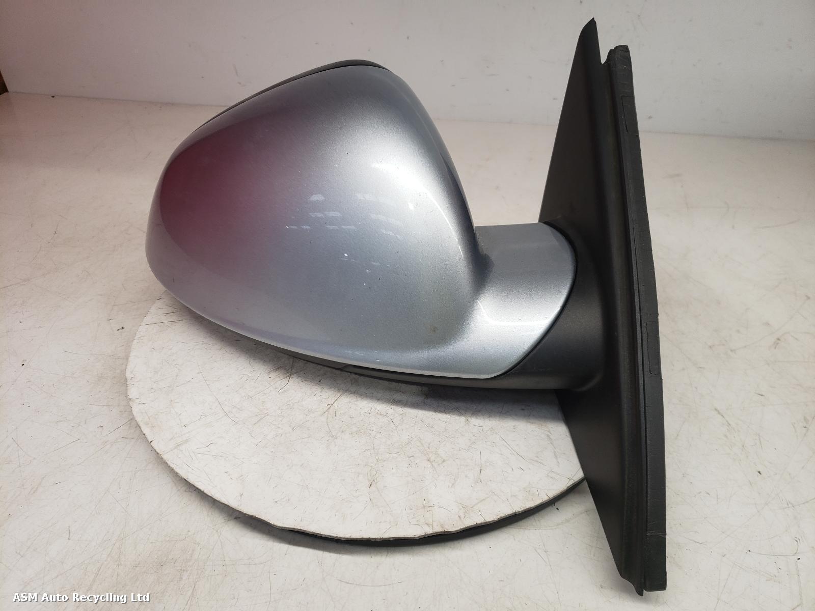 View Auto part R Door Mirror Vauxhall Insignia 2016