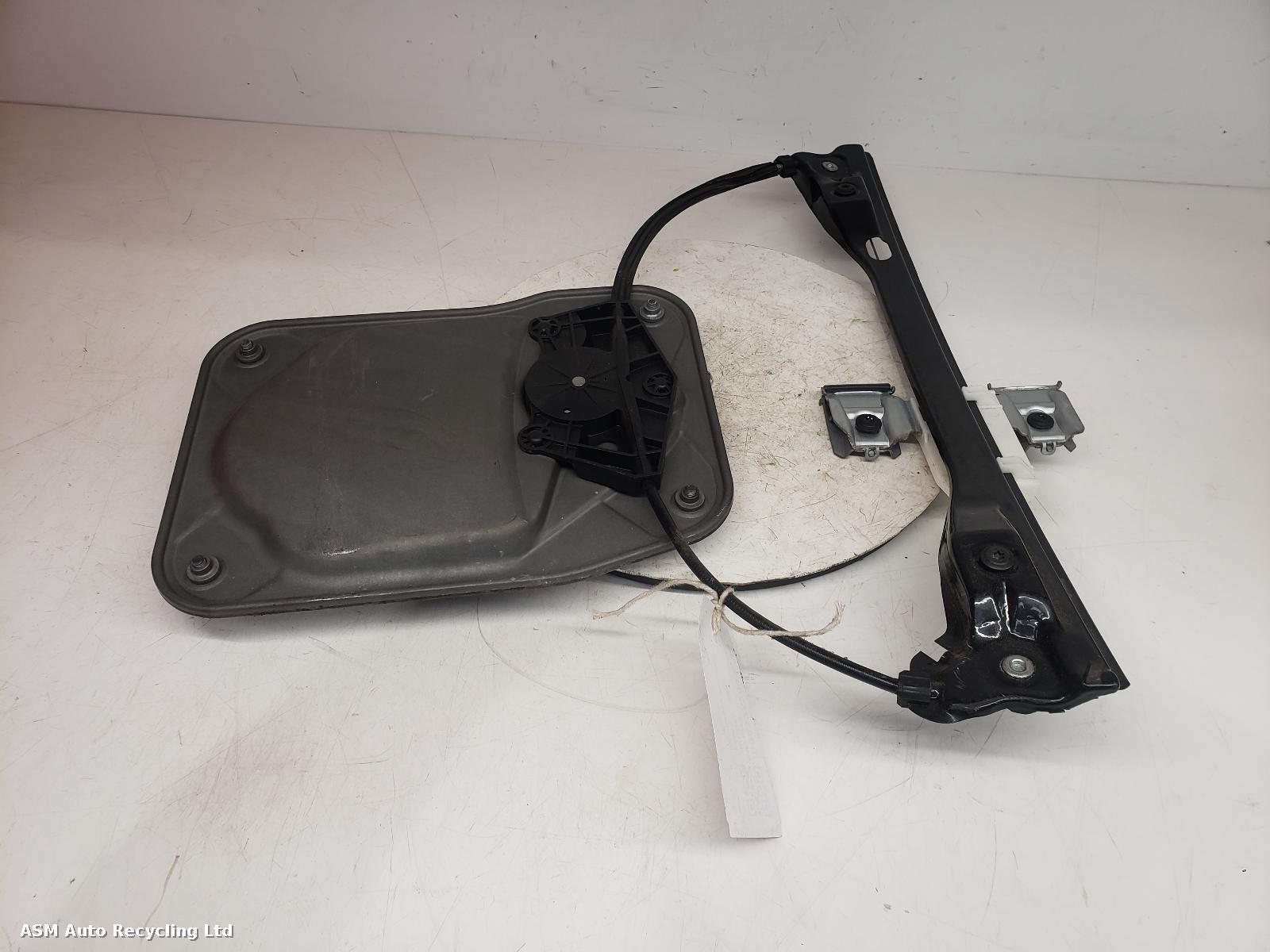 View Auto part RF Window Regulator Skoda Fabia 2009