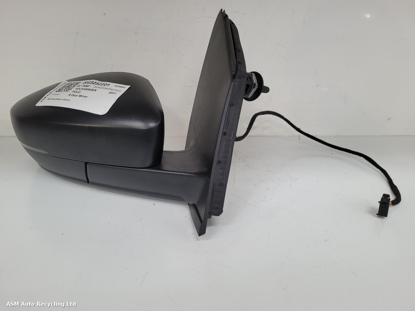 View Auto part R Door Mirror Volkswagen Polo 2017